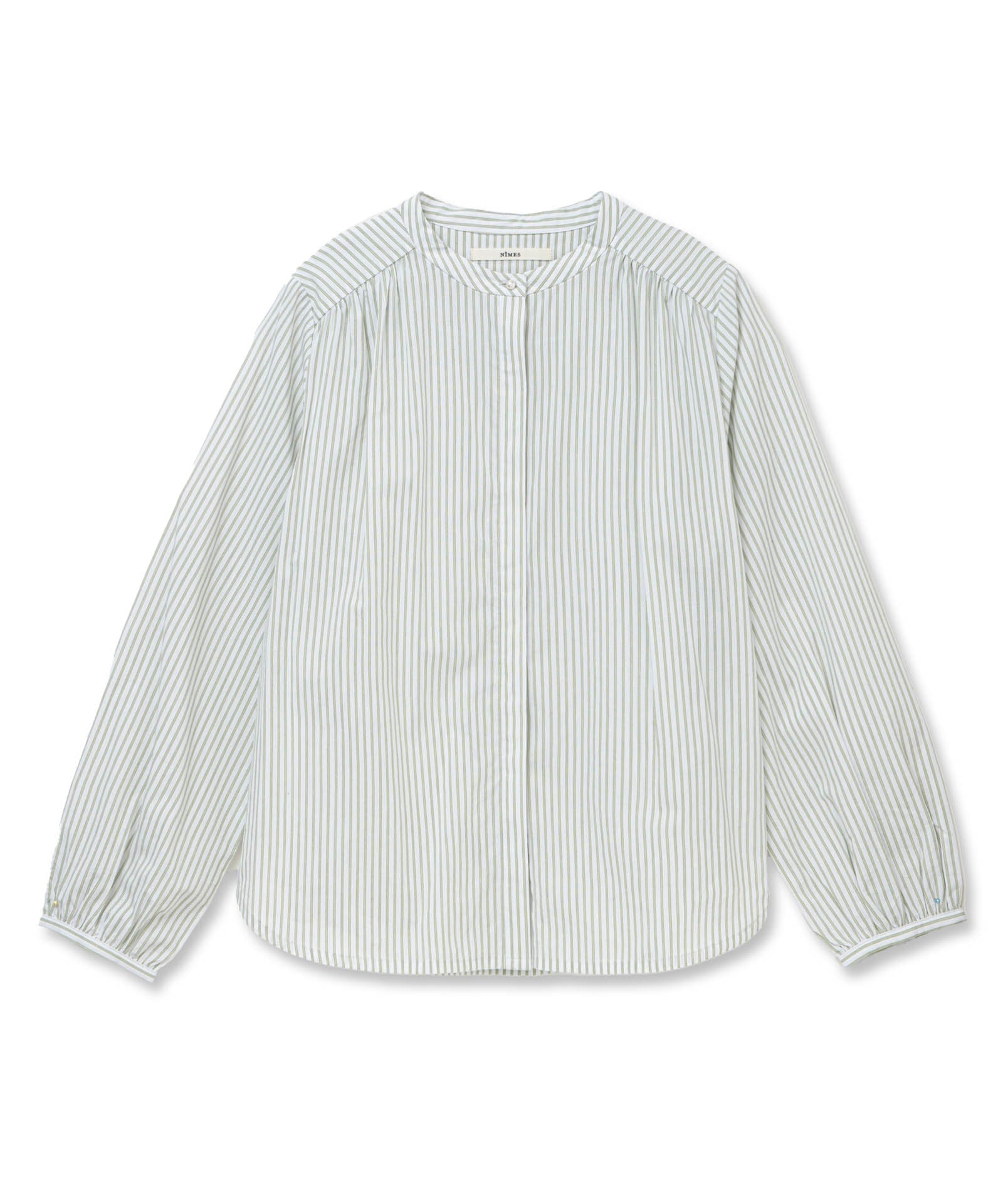 パールボタンスタンドカラーブラウス