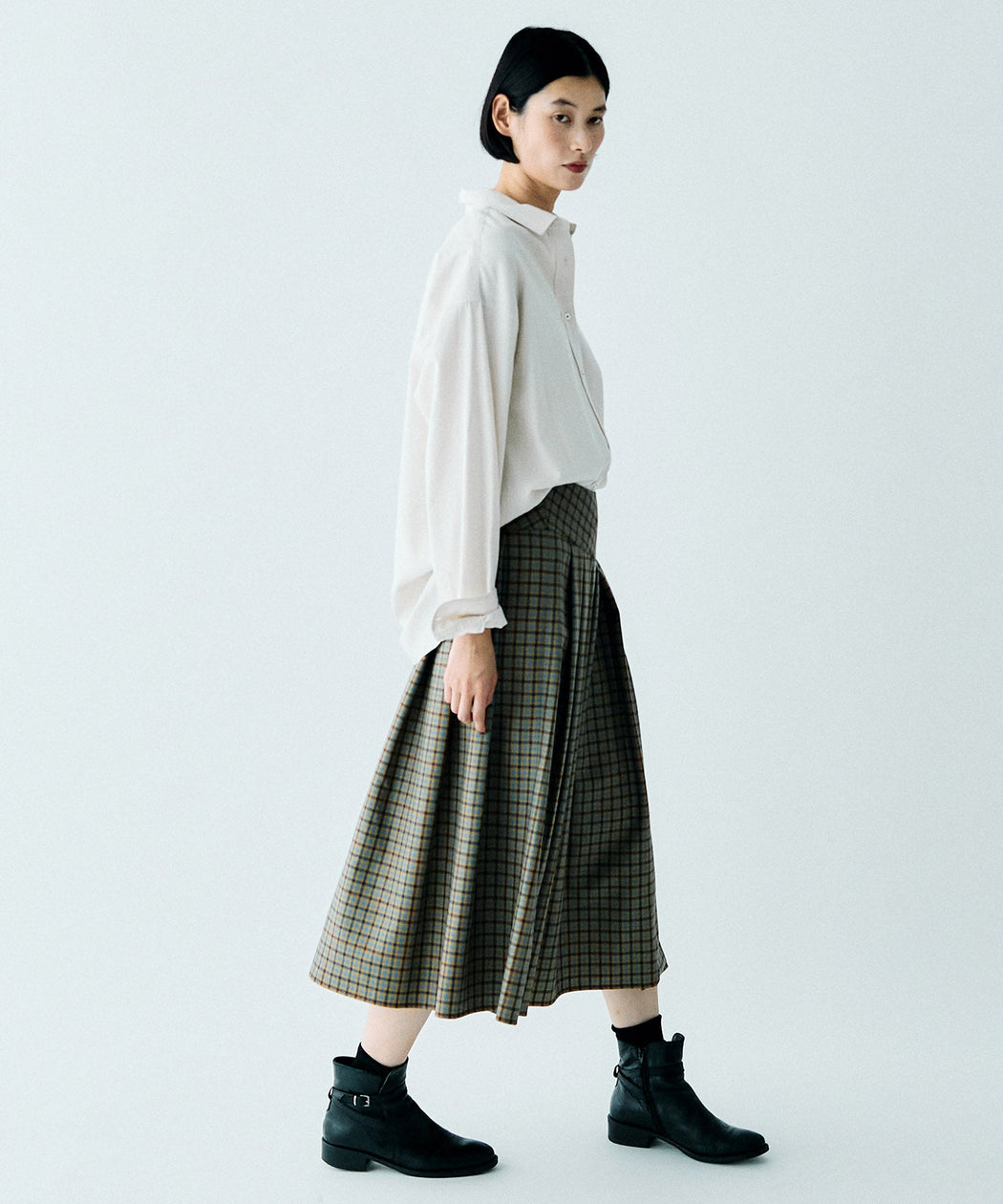 @オフホワイト:H170 着用サイズ:3