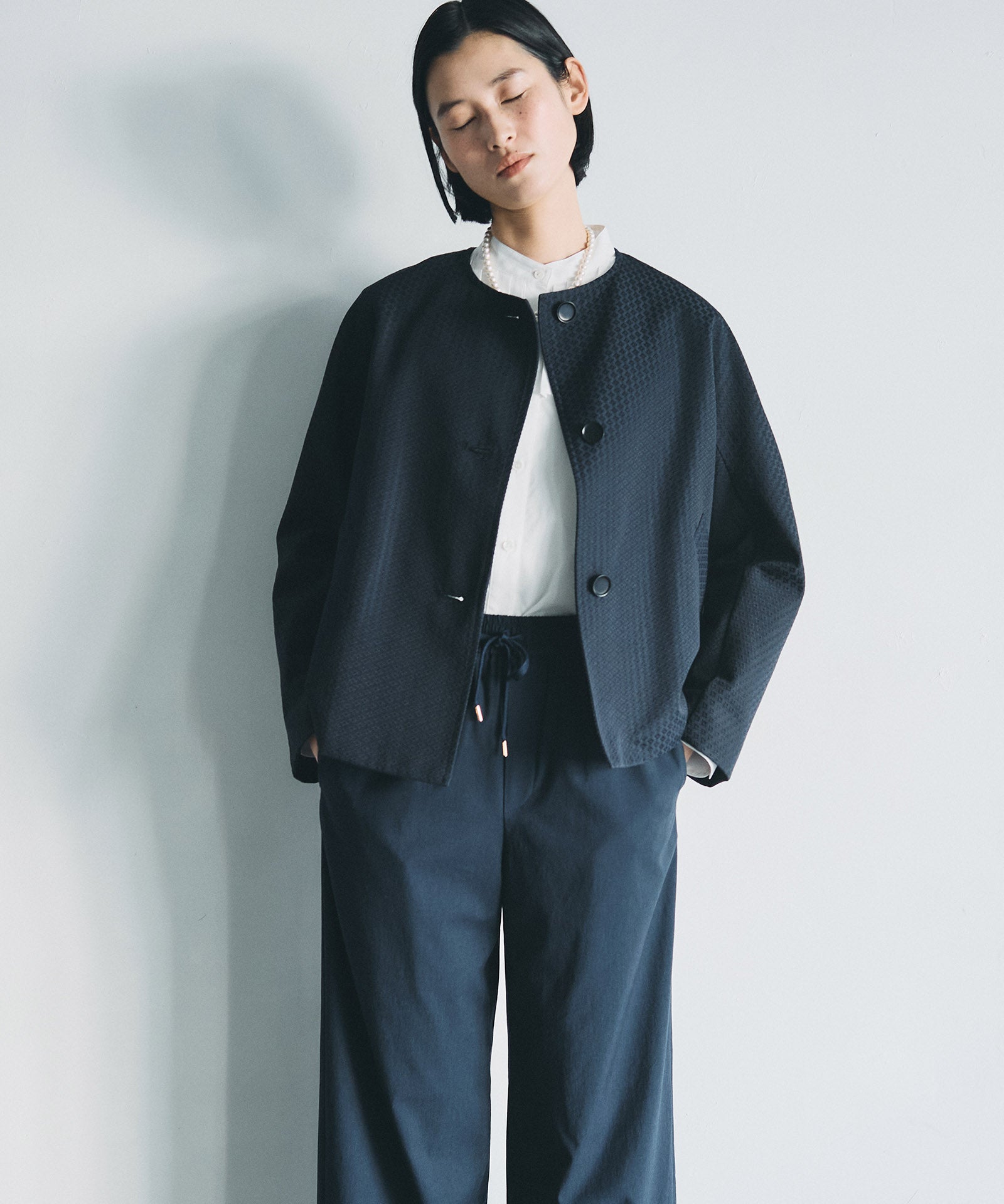 ストレッチイージーストレートパンツ
