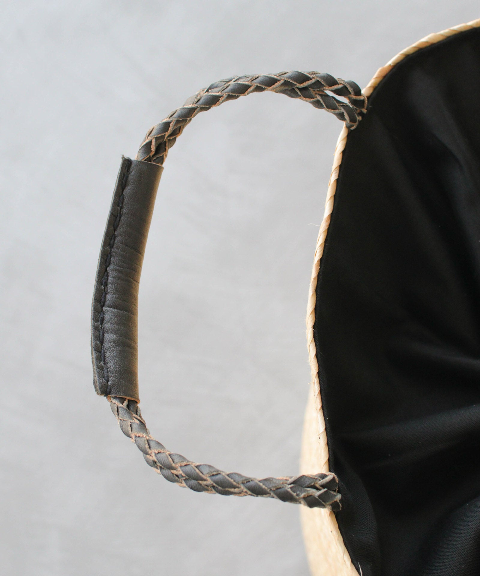 【hint hint】カゴバック