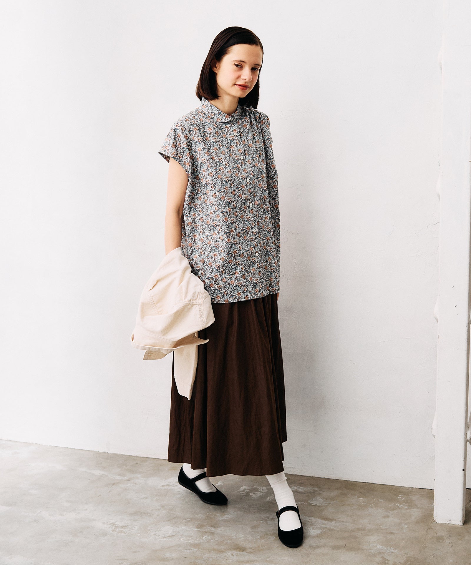 ＜8月発売予定＞ラウンドカラーLIBERTYシャツ
