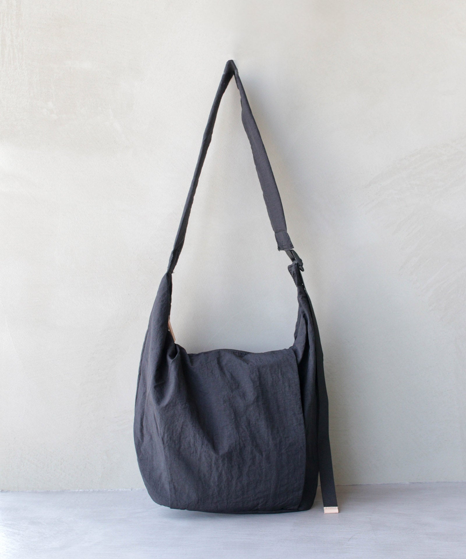 【EARTH MADE】LIGHT NYLON SHOULDER