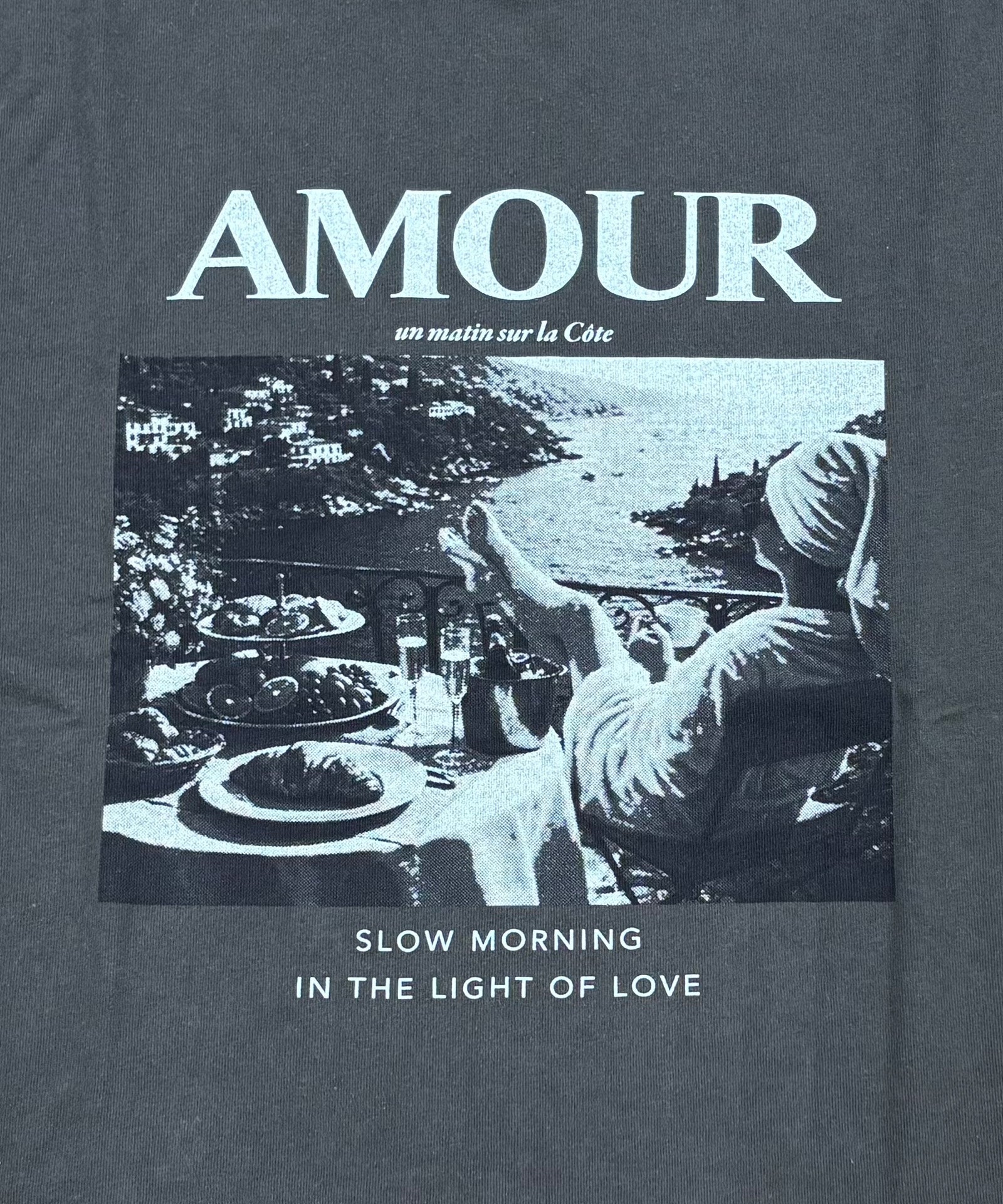 AMOUR FREE PAPER Tシャツ