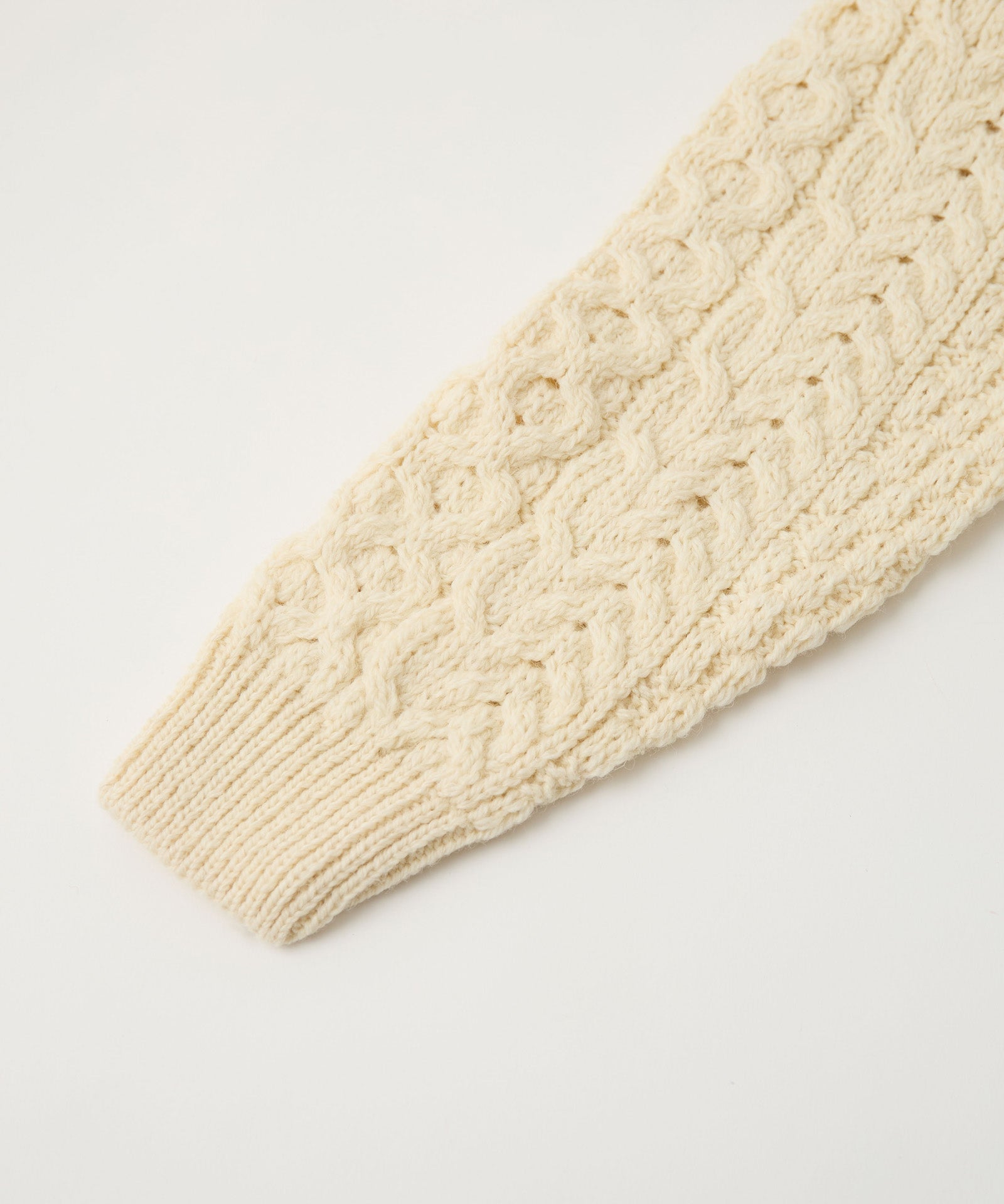【Aran Woollen Mills】ニット