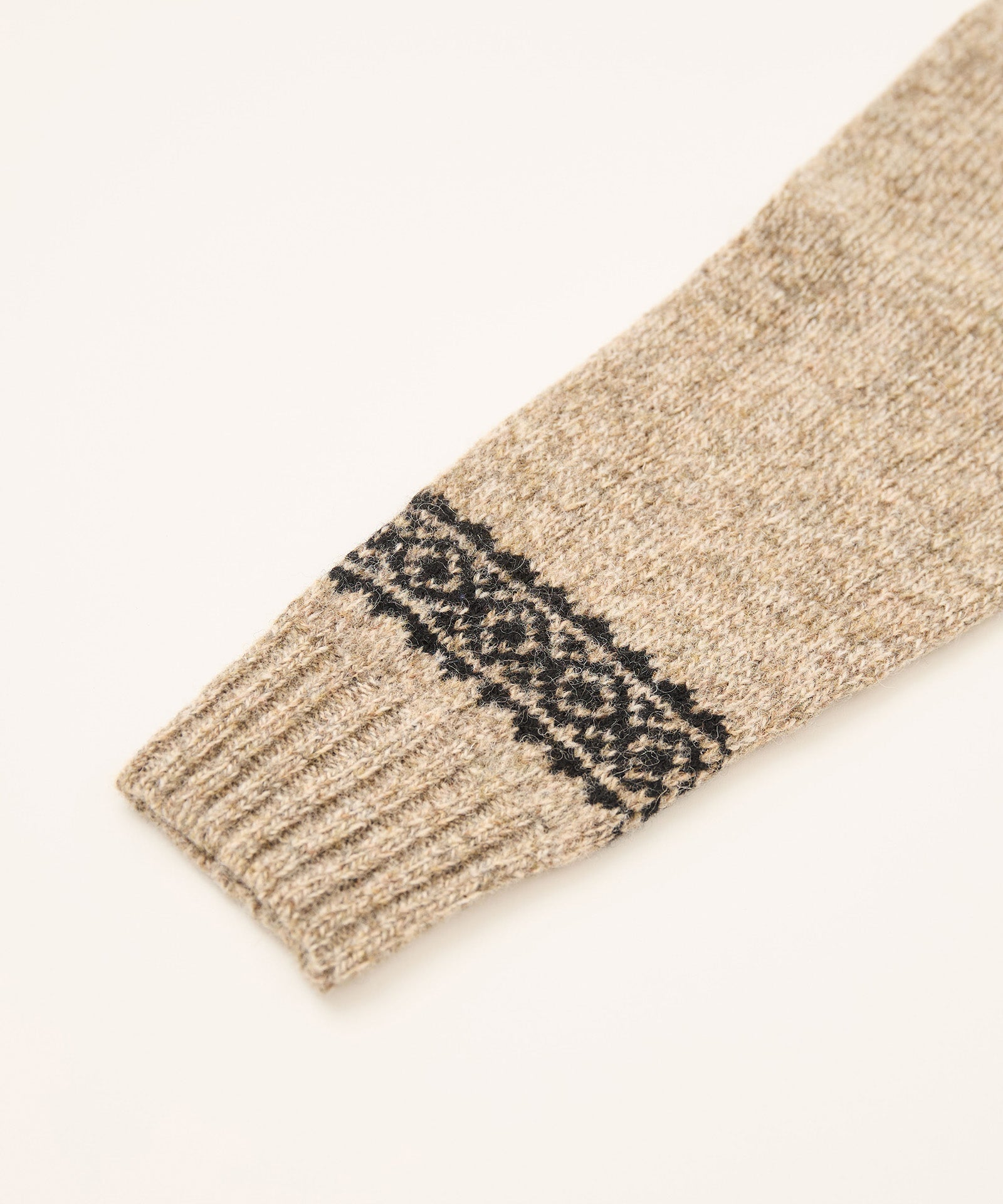 【Harley of Scotland】別注プルオーバー