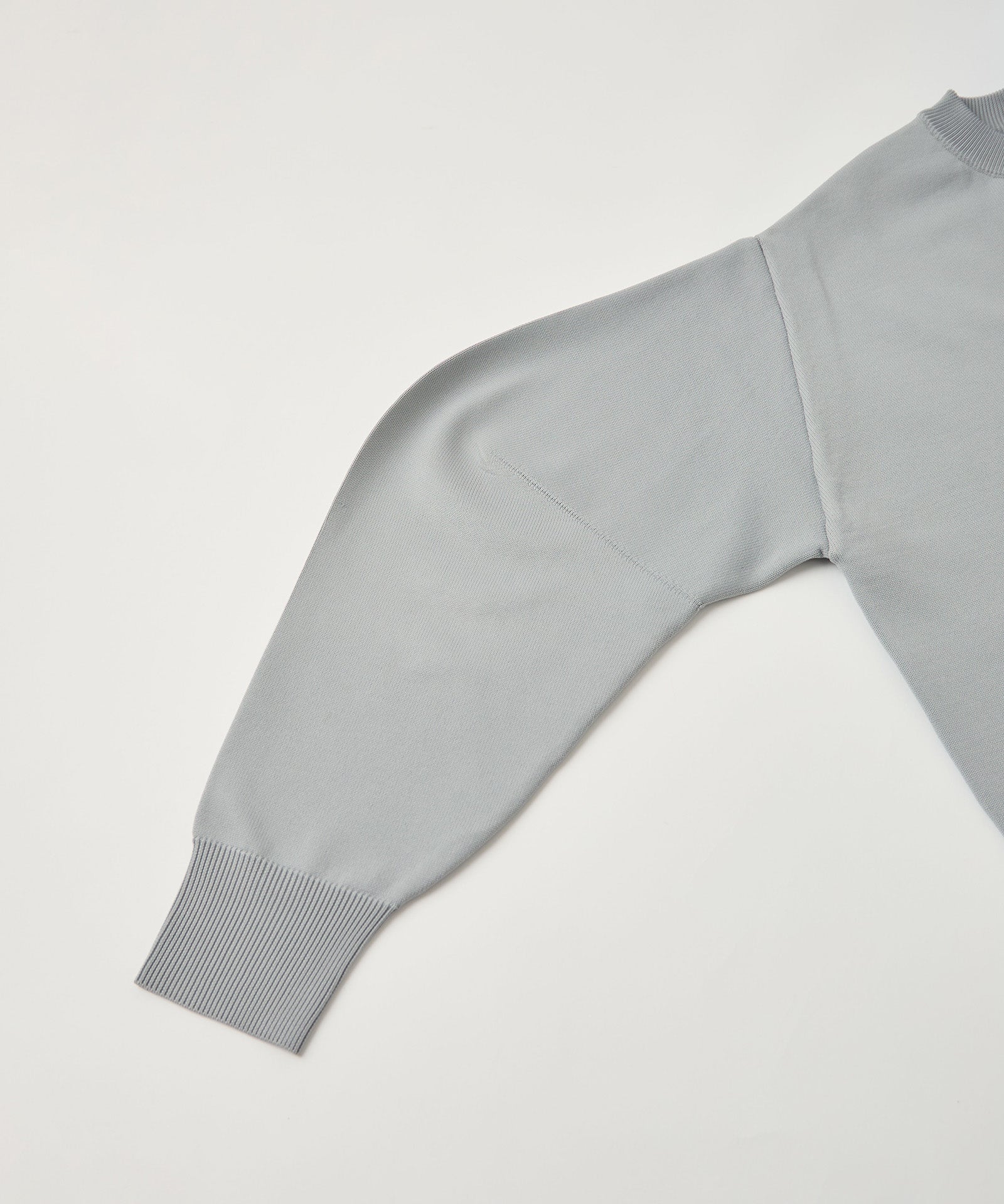 バレルアームカーディガン