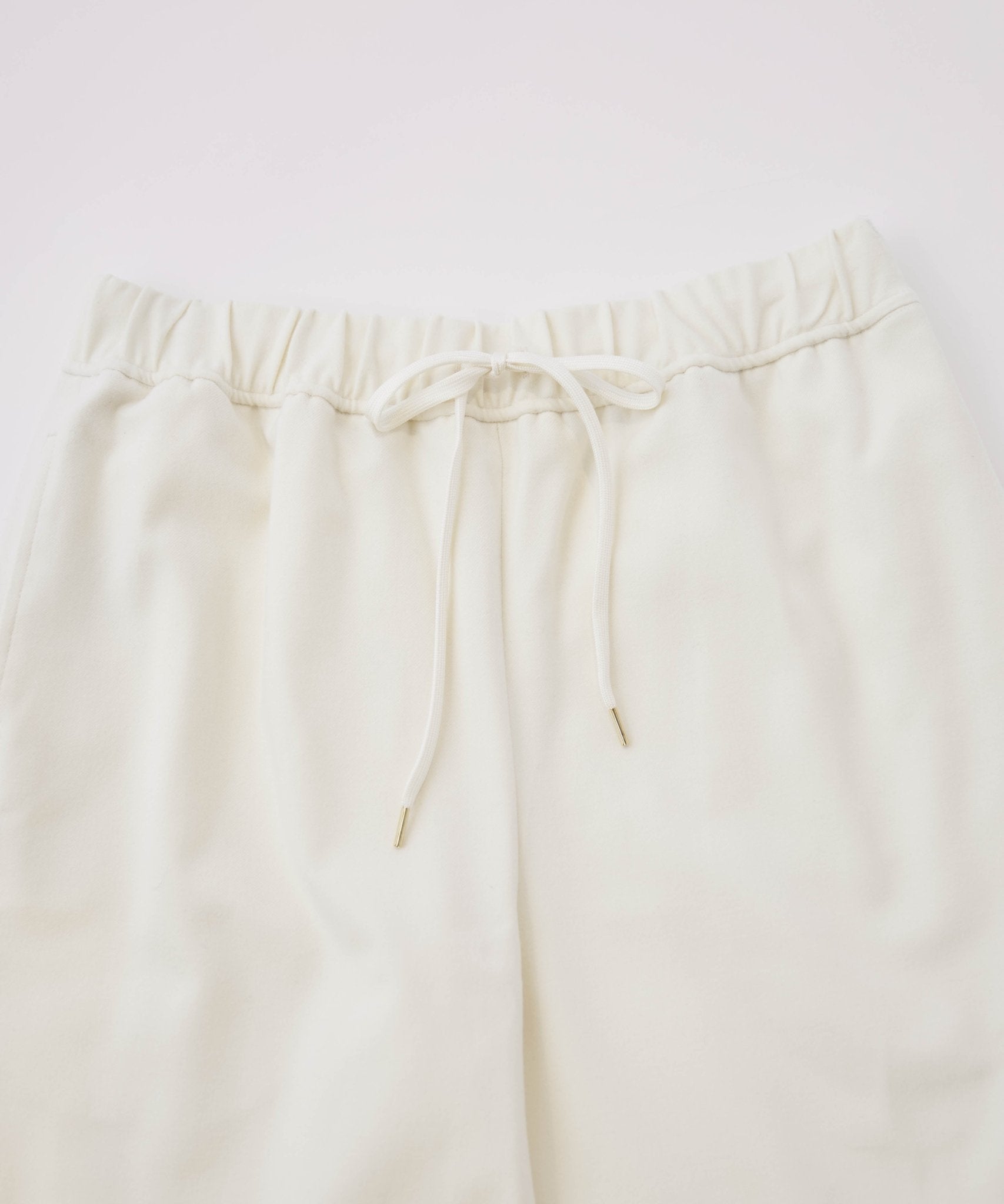 裏起毛イージーストレートパンツ