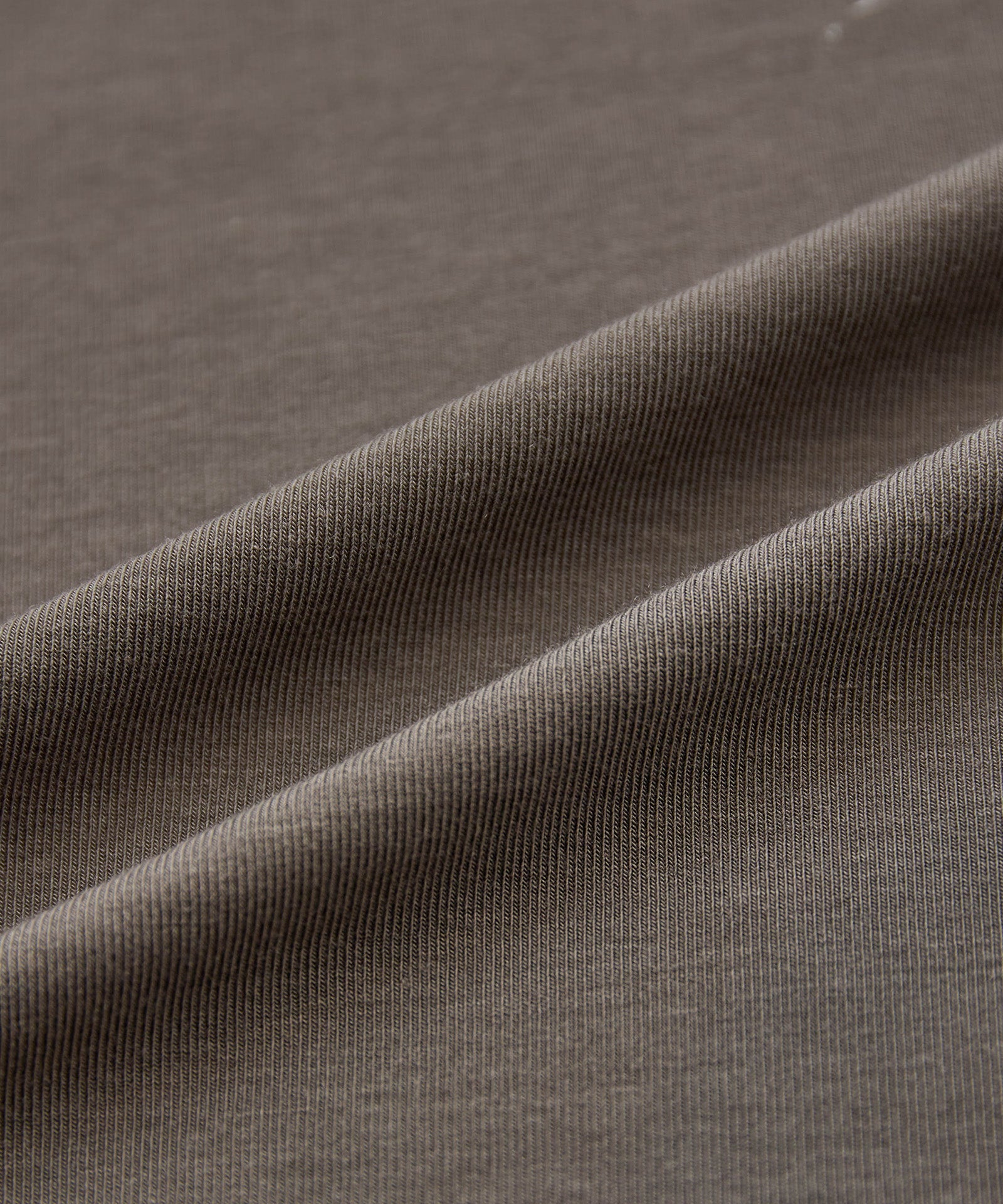 ベアフライスクルーネックプルオーバー