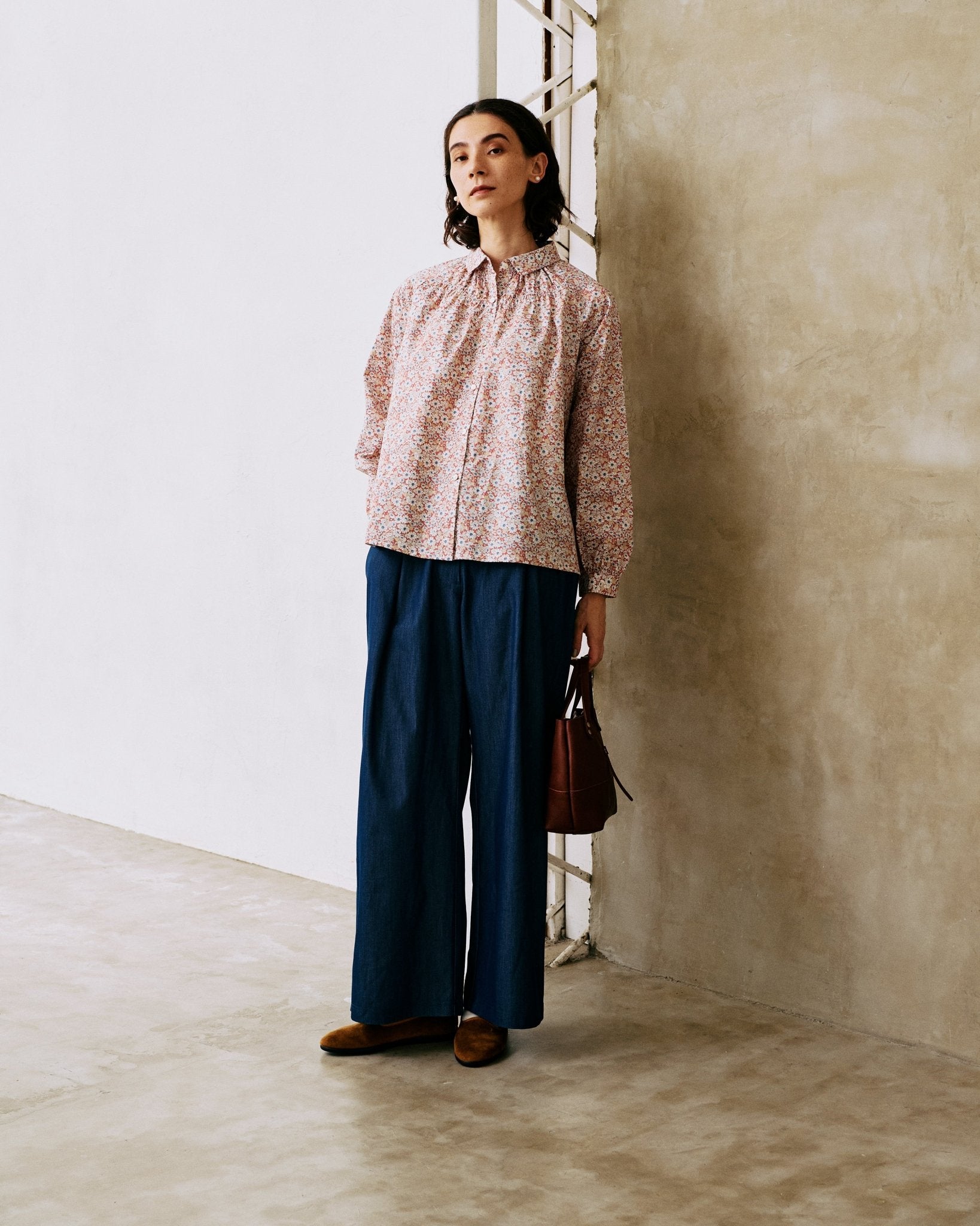 リバティプリントシャーリングブラウス