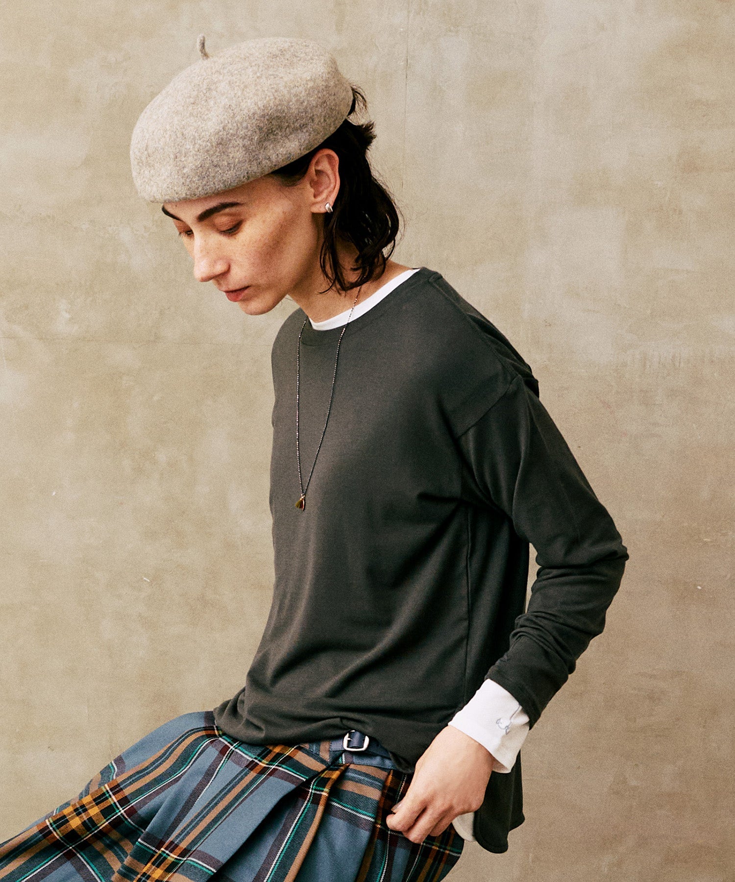 ベアフライスクルーネックプルオーバー