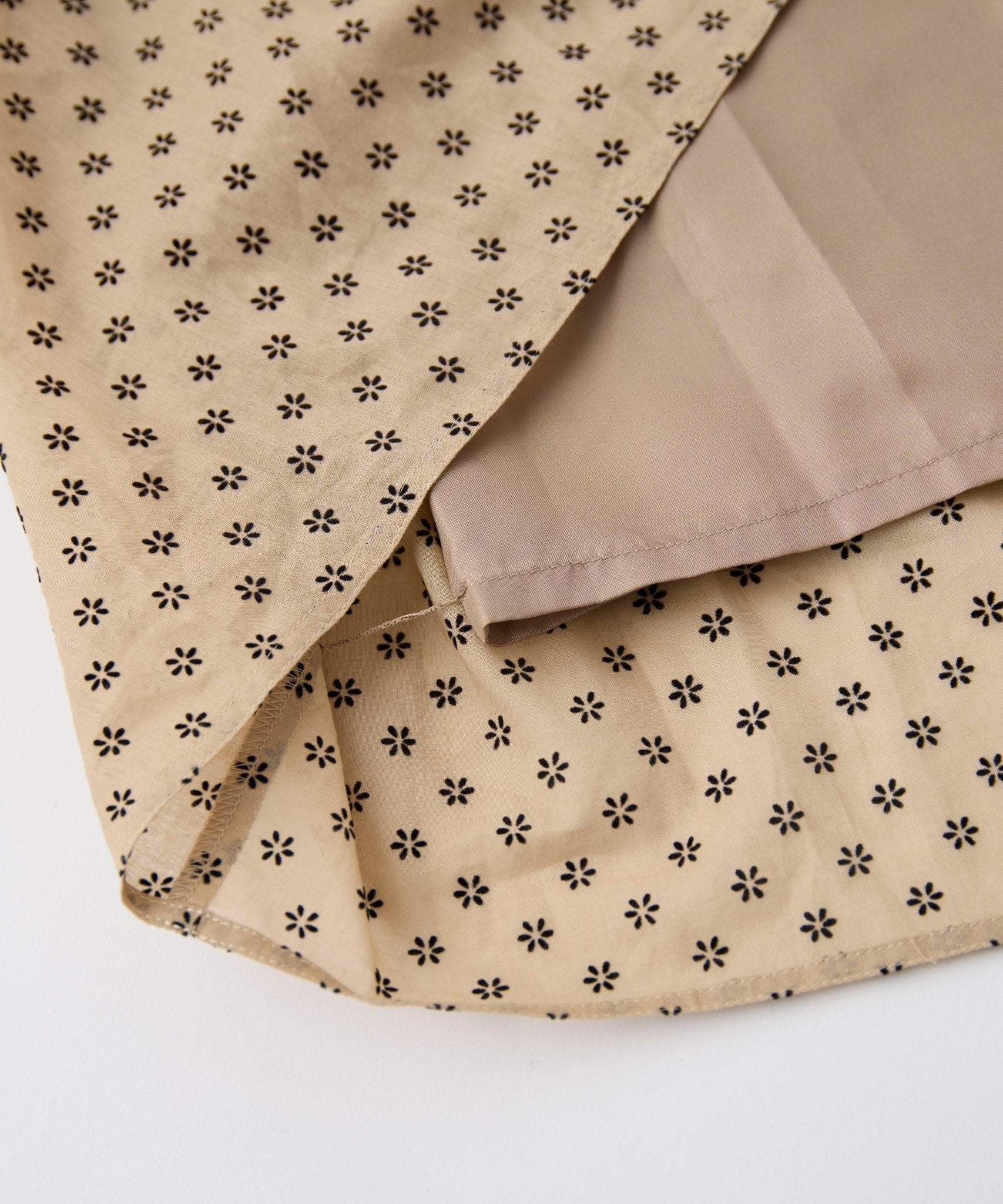 別注フロッキープリントギャザースカート