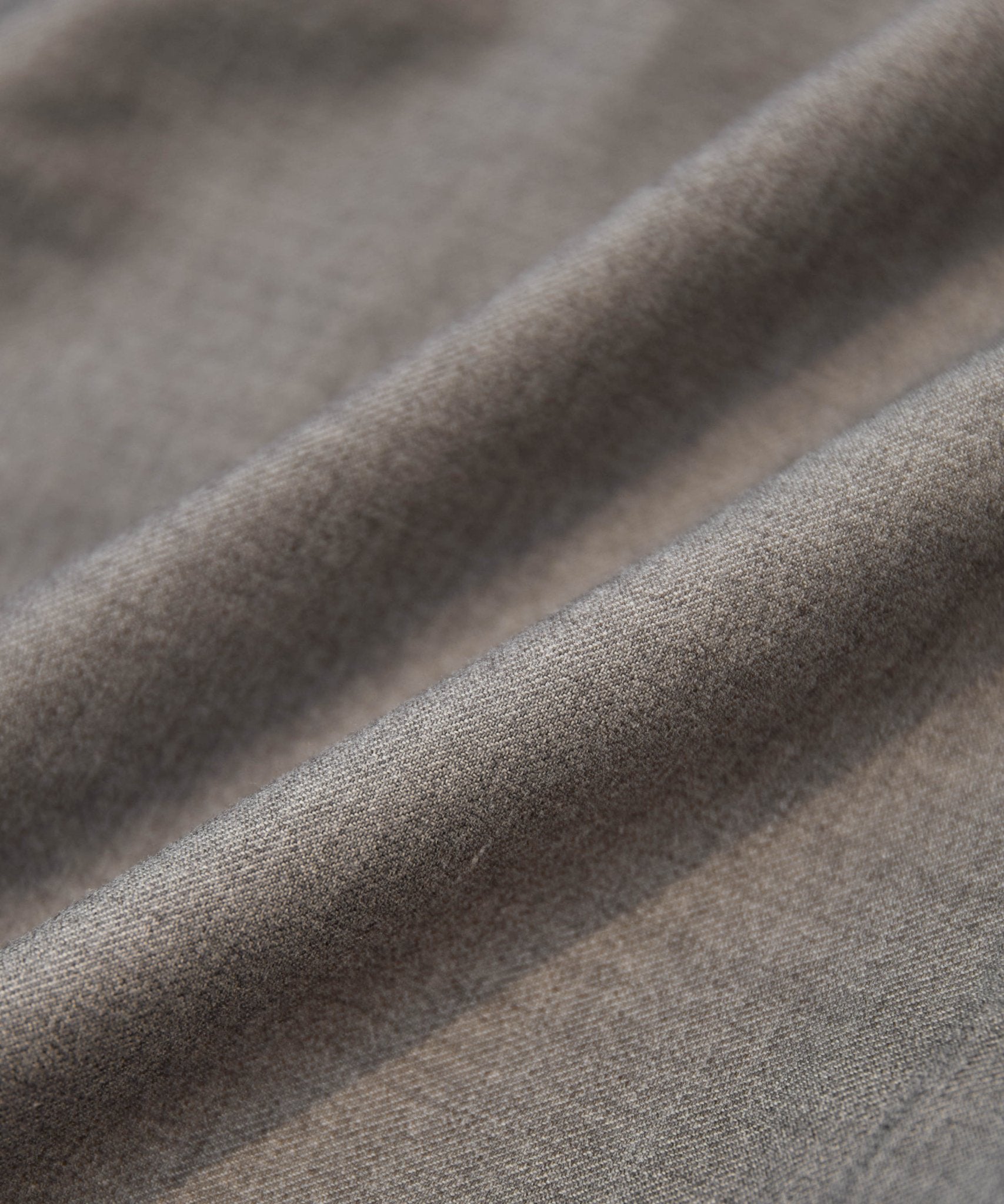 イージーテーパードドロストパンツ