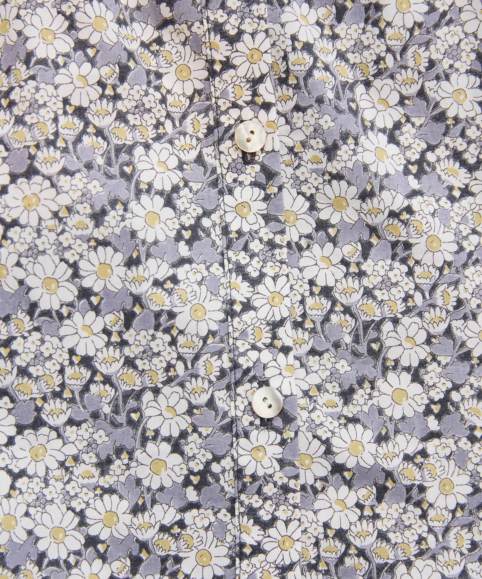 リバティプリントシャーリングブラウス