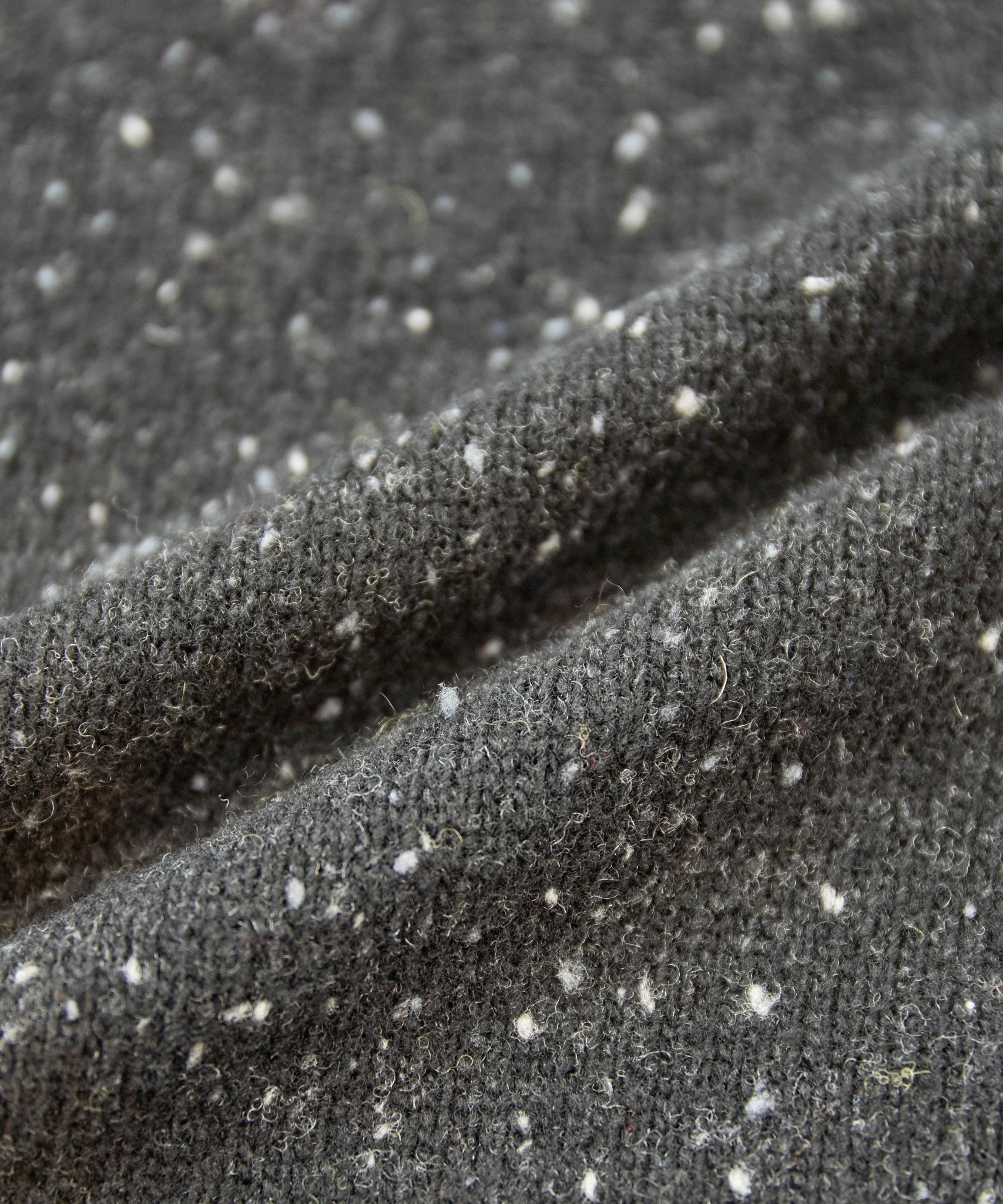 ネップウールクルーネックニット