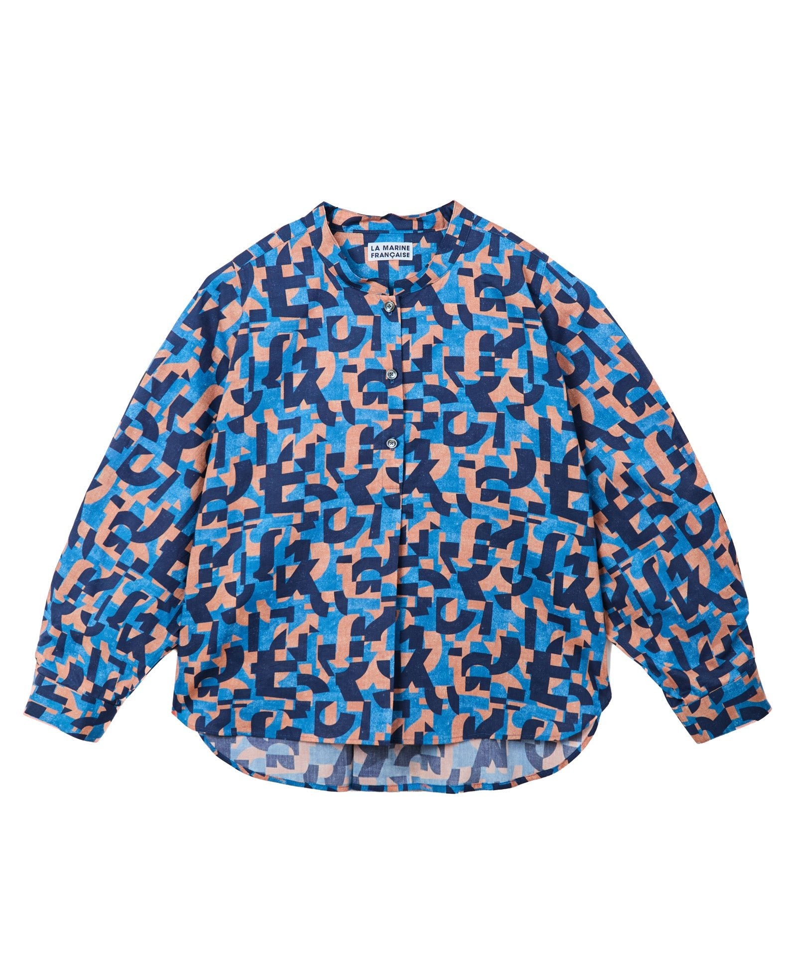 リバティアルファベットプリントドルマンシャツ