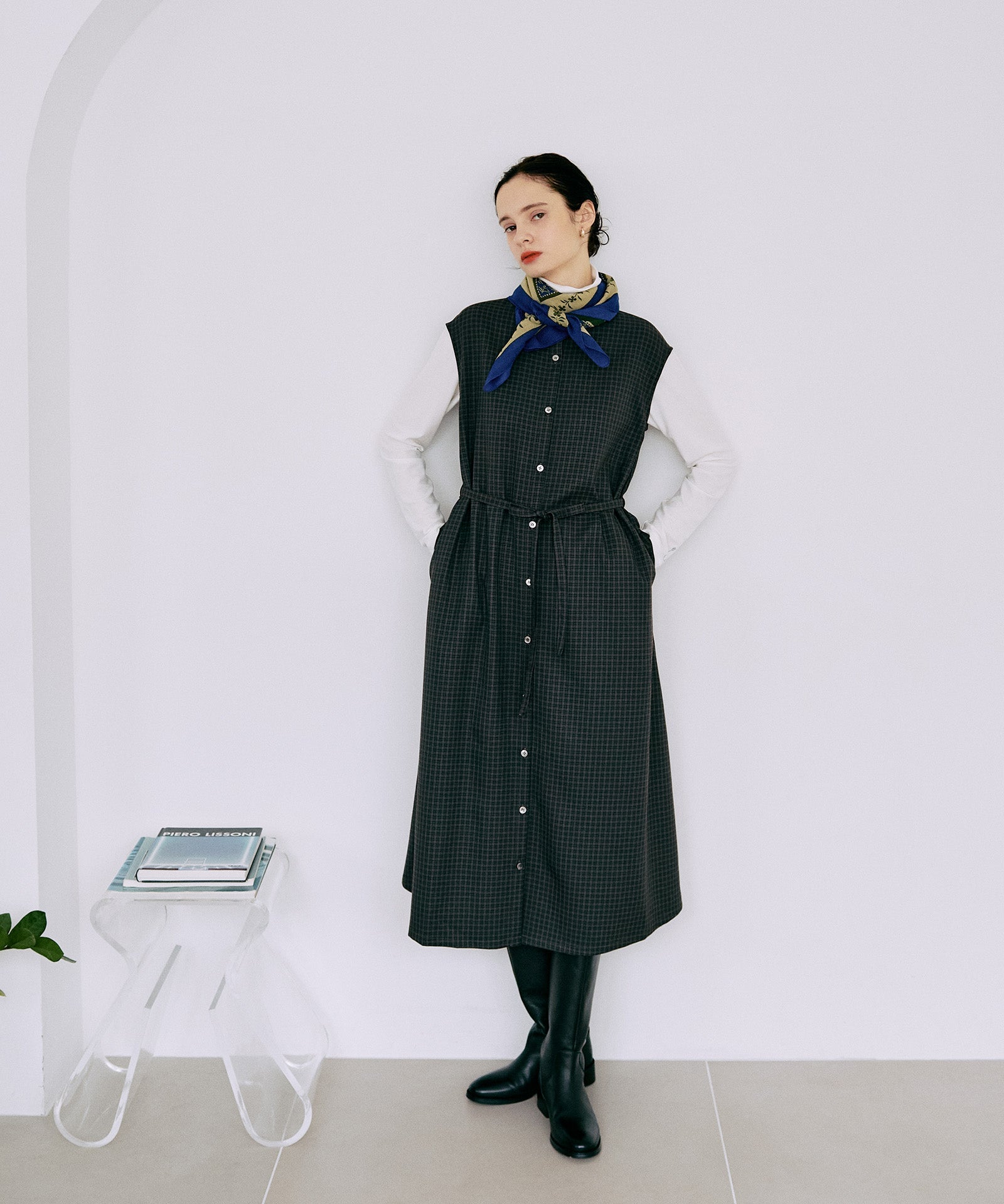 チェックスタンドネックジャンスカ