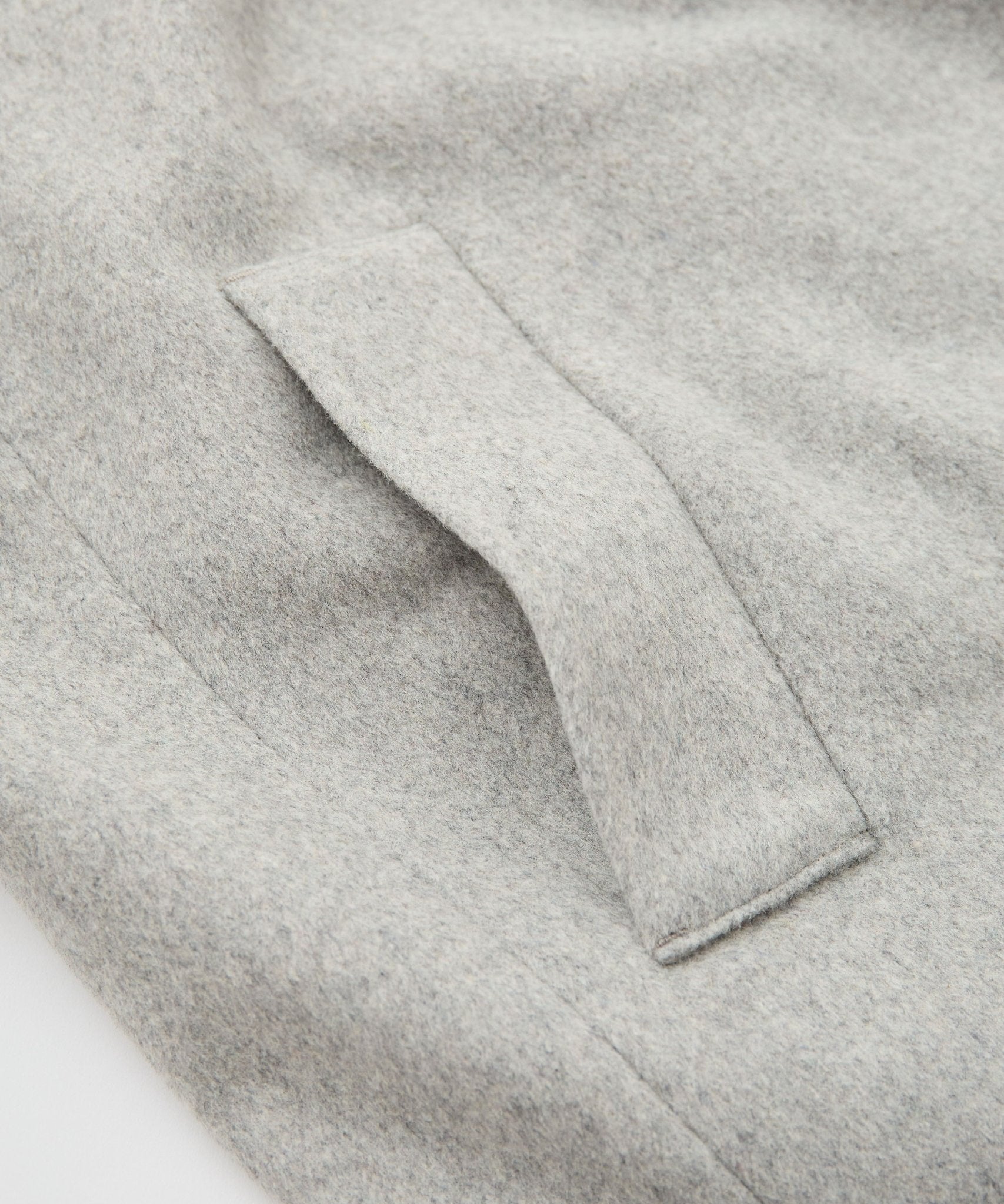 ボトルネックショートコート