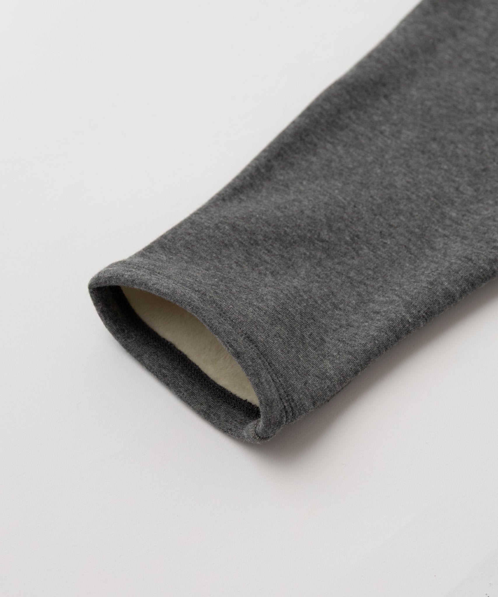 裏起毛ワイドプルオーバー