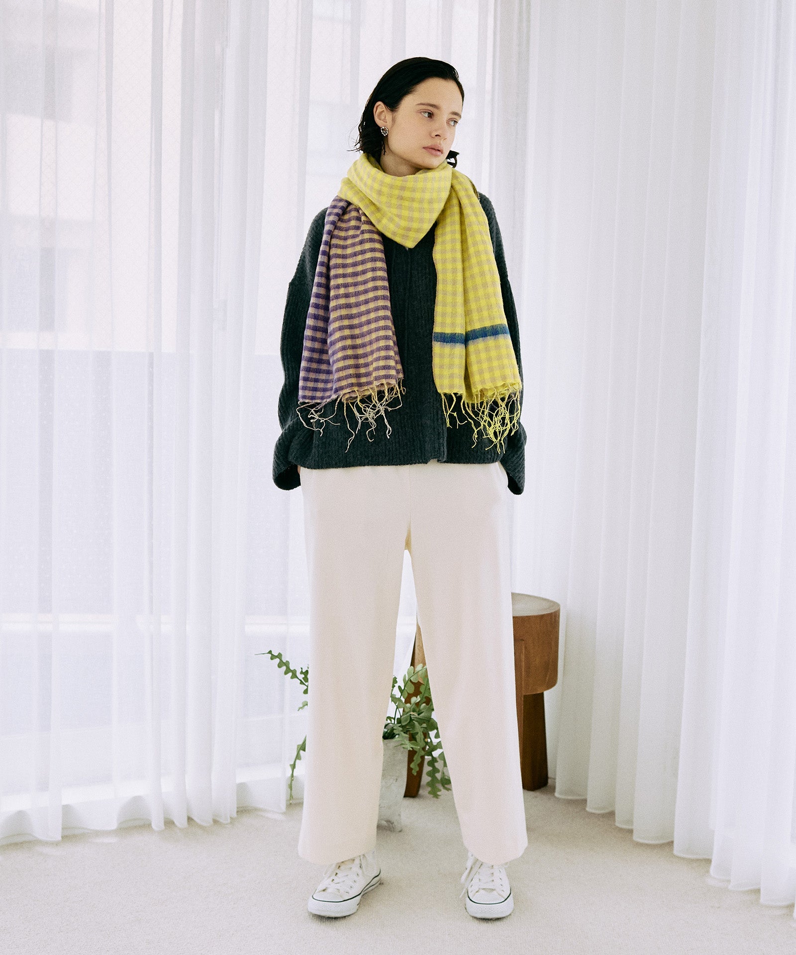 裏起毛イージーストレートパンツ