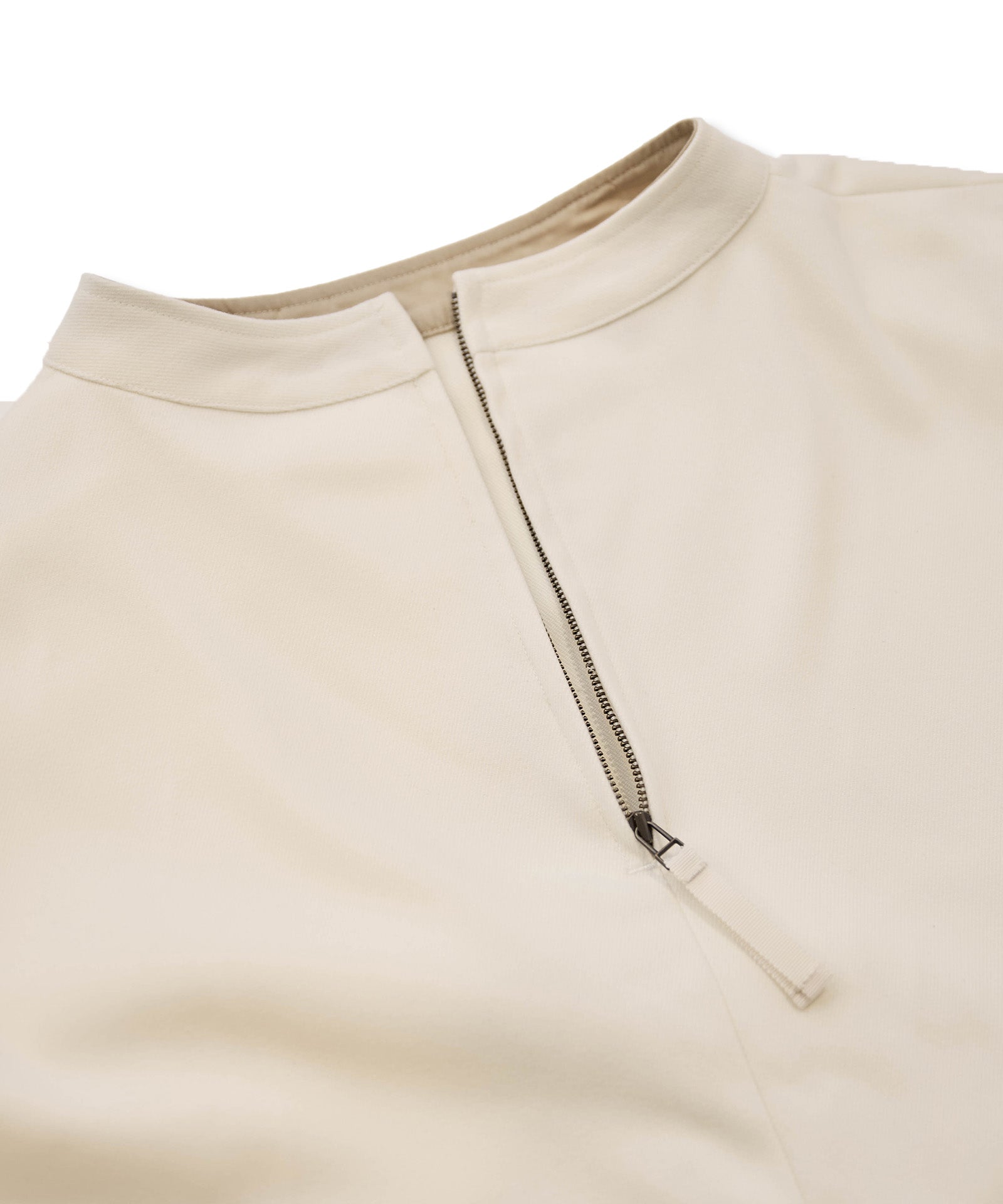 スタンドポケットプルオーバー