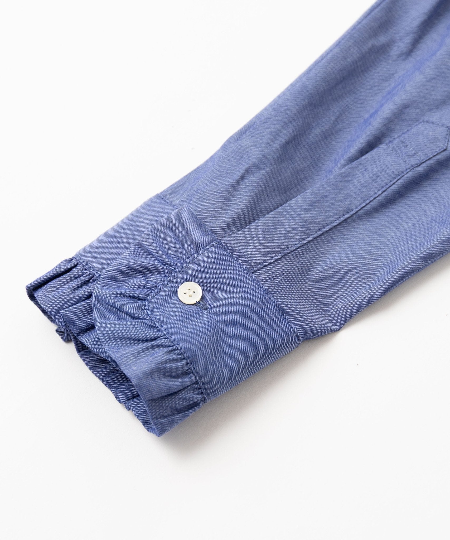 プチフリルカラーブラウス