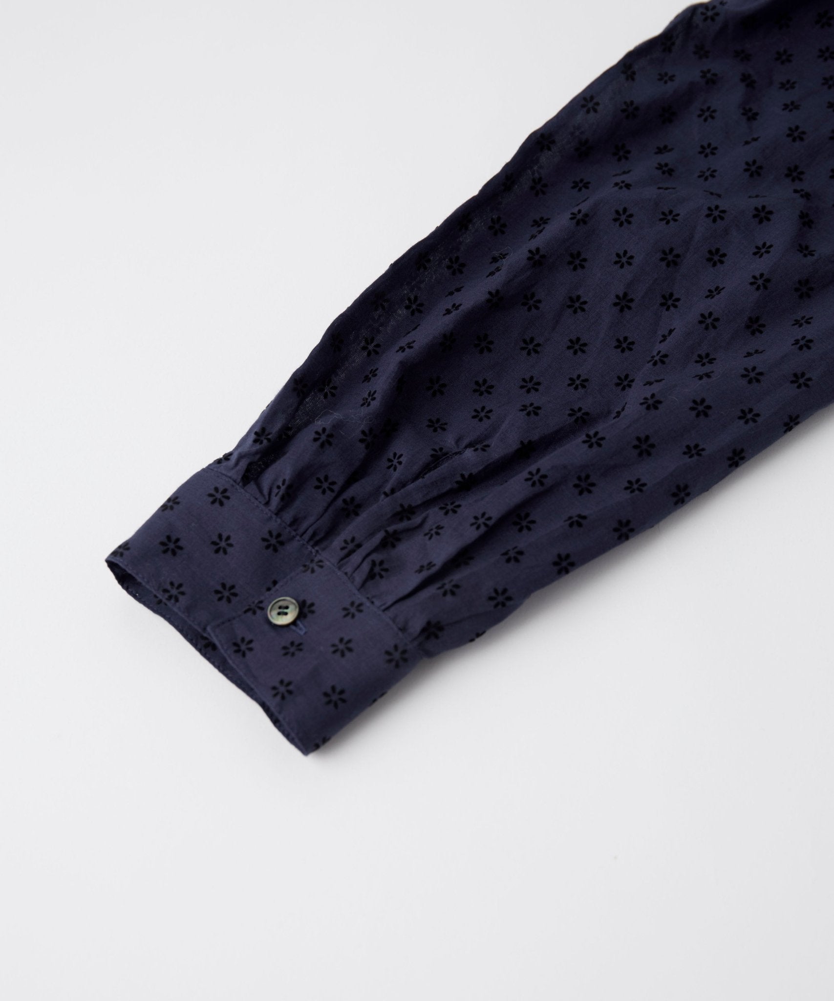 別注フロッキープリントボウタイブラウス