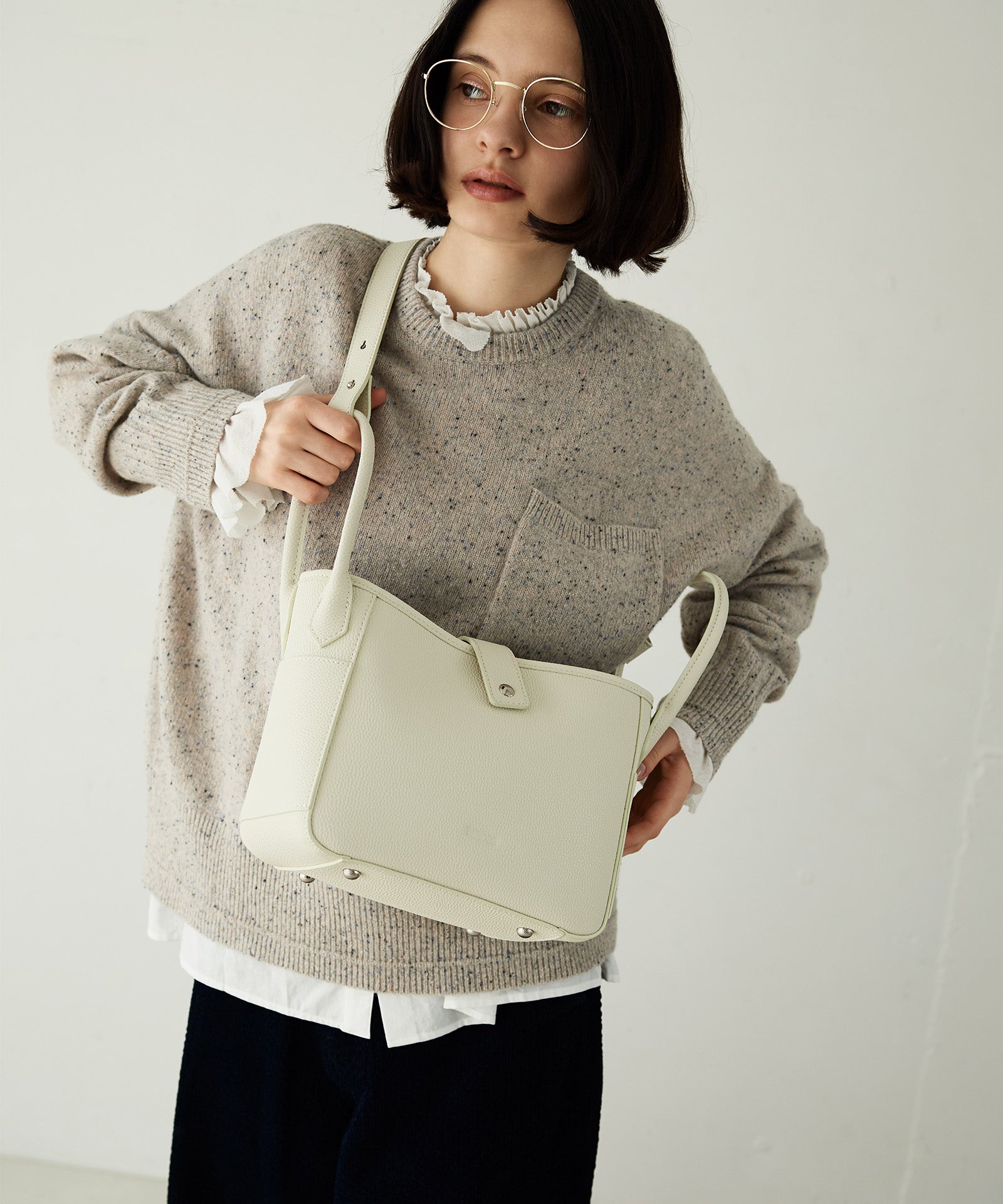 ネップウールクルーネックニット