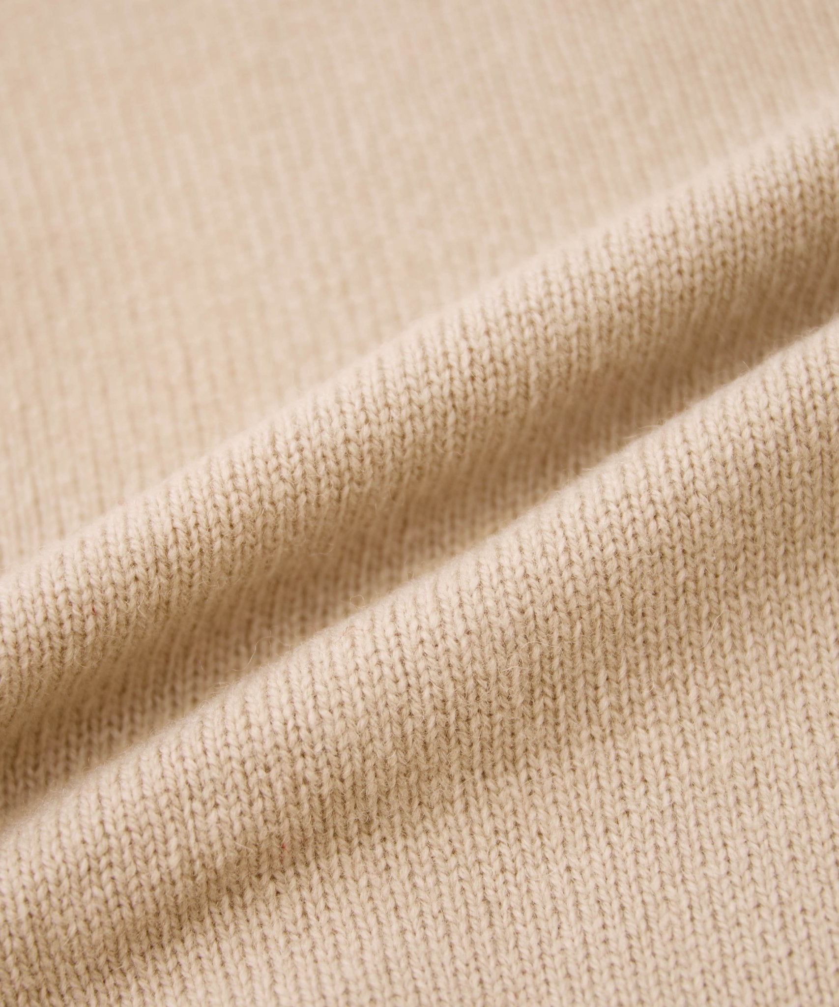 オフタートルバイカラーニット