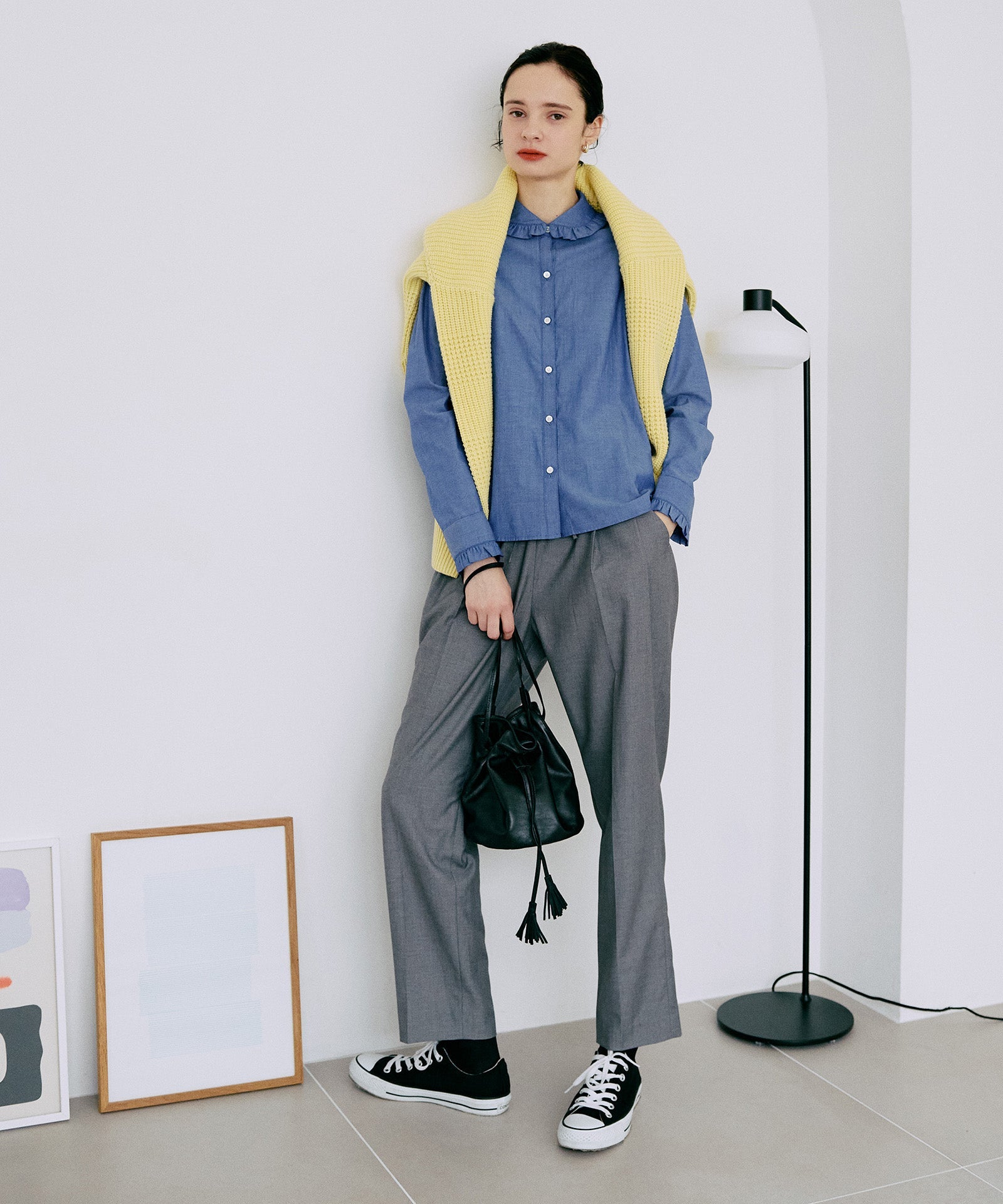 プチフリルカラーブラウス