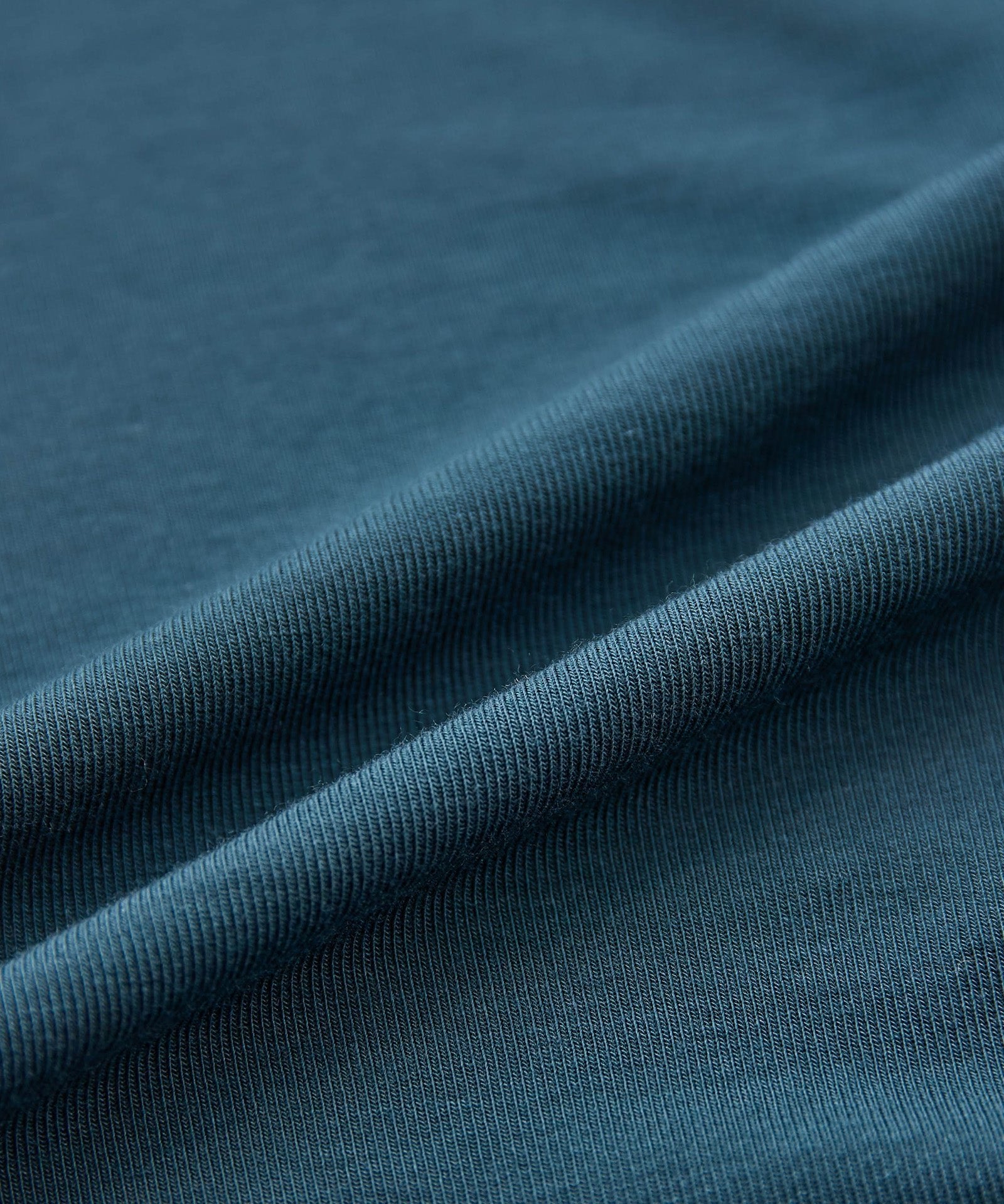 ベアフライスクルーネックプルオーバー