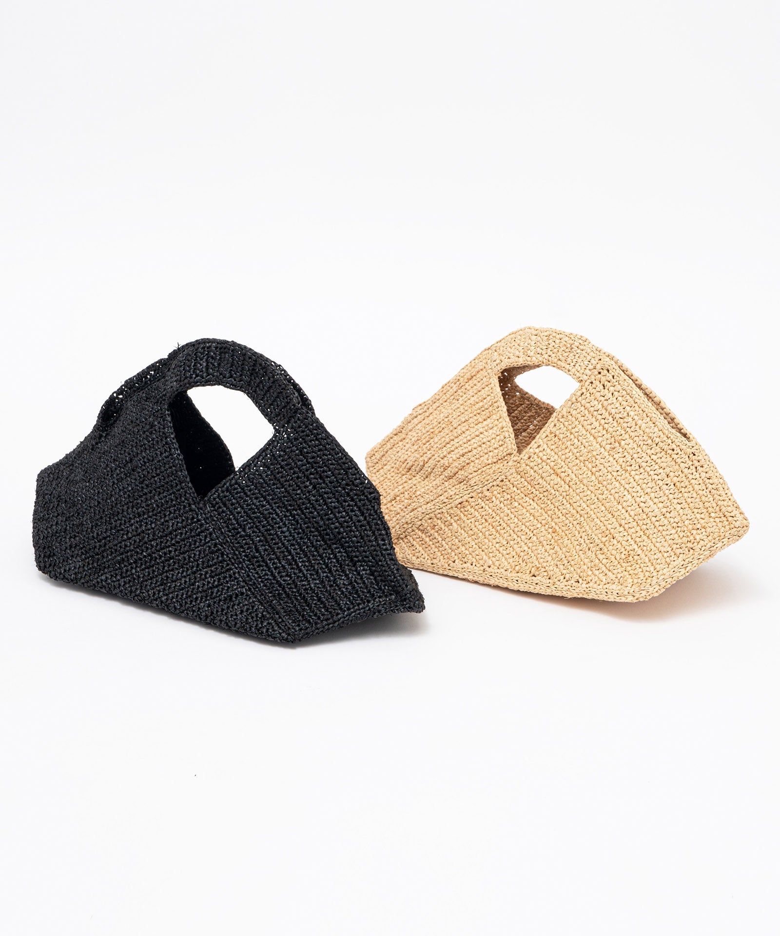 【toca】OUGI RAFFIA  BAG