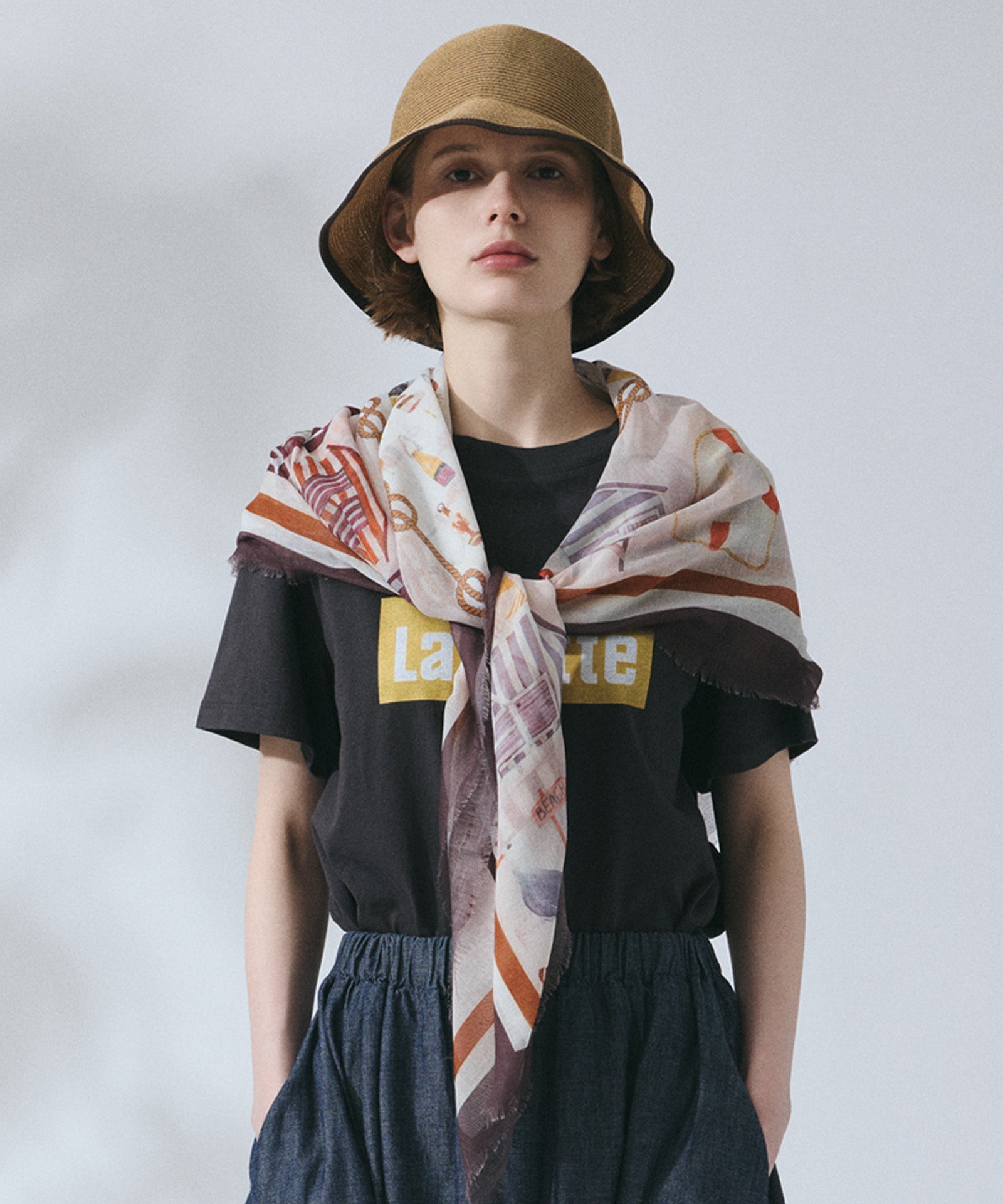 【V.Frass】地図柄大判スカーフ